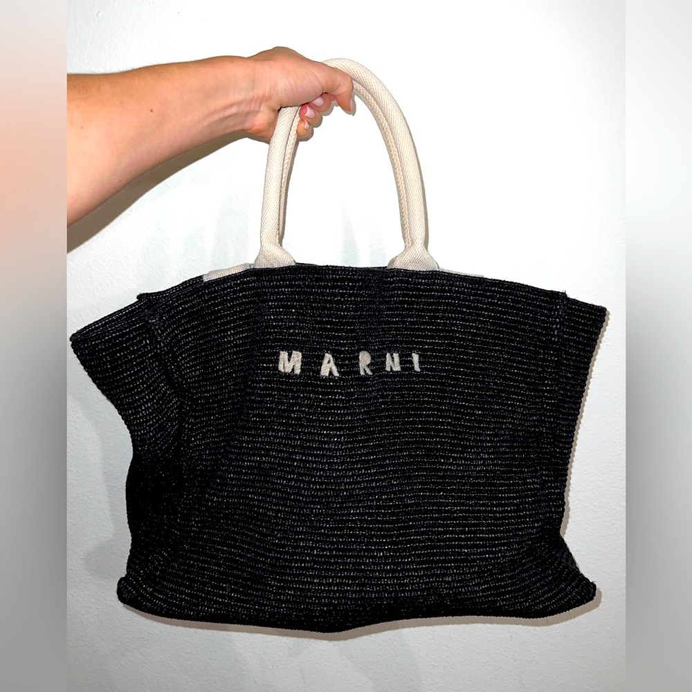 MARNI BLACK RAFFIA LARGE TOTE BAG
